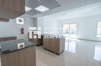 Townhouse - 3 Bedrooms - 4 Bathrooms for rent in Al Samha - Abu Dhabi