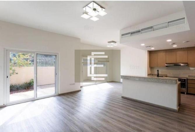92702483 - Property Image 2