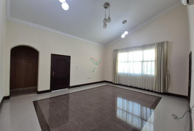 2PIsnryHOiW - Property Main Image