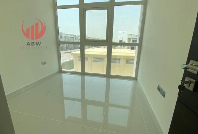 70279657 - صورة العقار 3