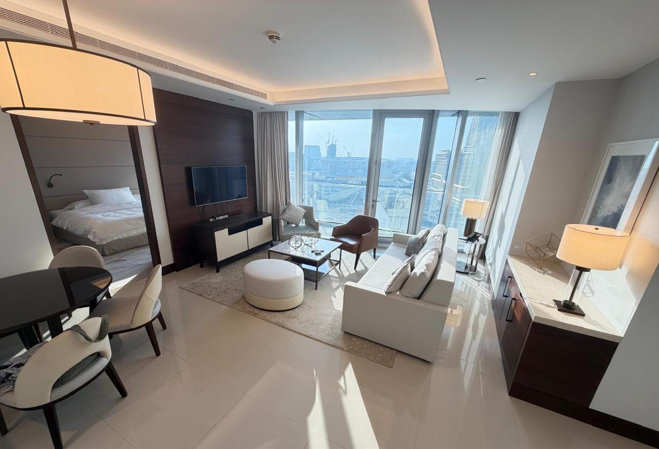 Lovely Furnished One & Large Study The Address Sky View photo 4