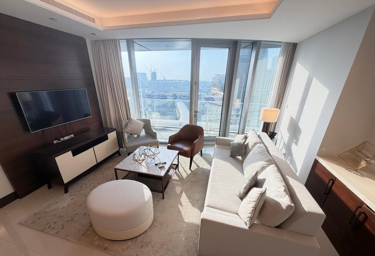 Lovely Furnished One & Large Study The Address Sky View photo 3