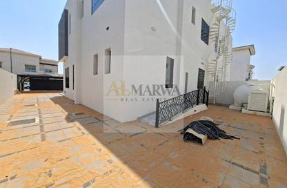 Villa - 4 - 5 for rent in Hoshi 1 - Hoshi - Al Badie - Sharjah