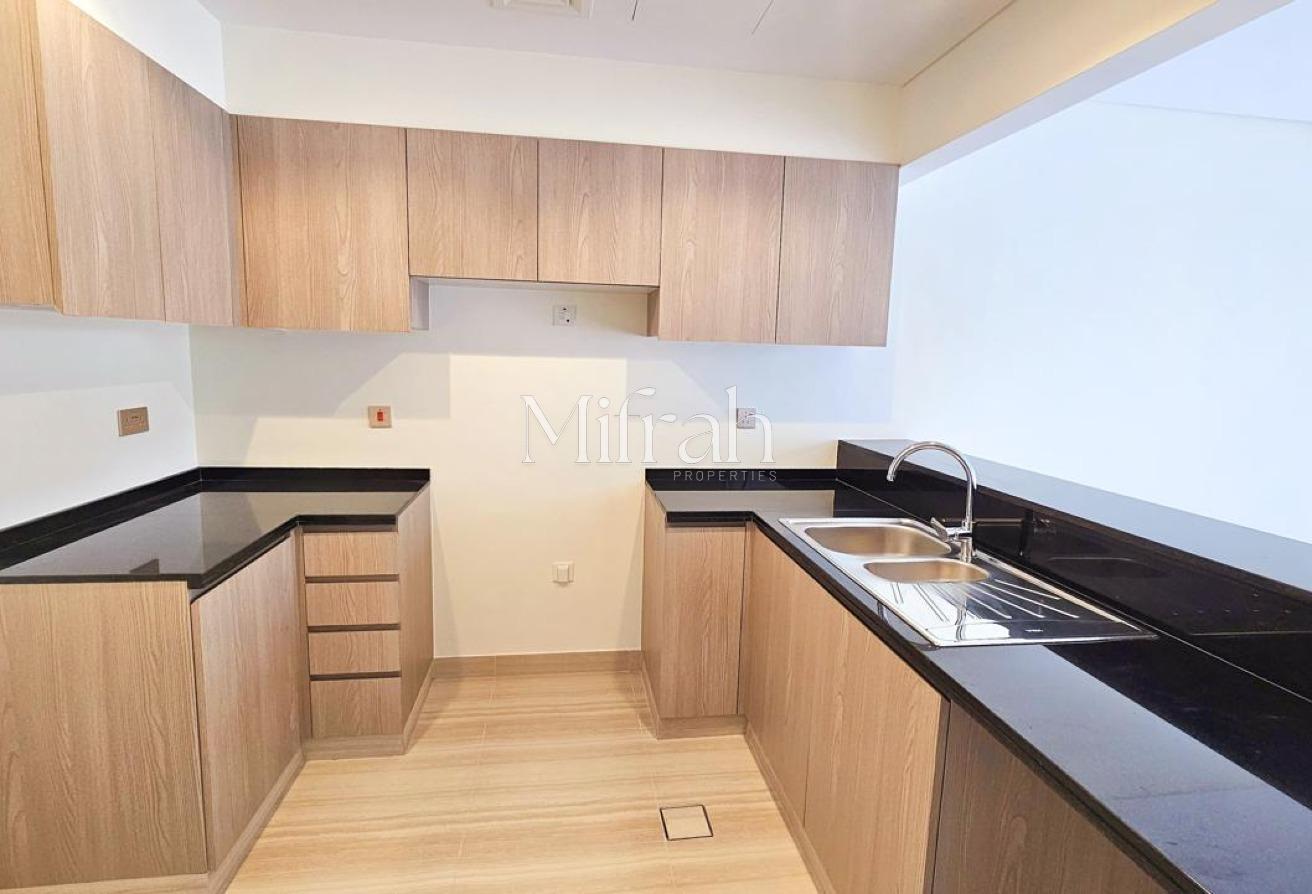 MODERN 4BR HOME IN PHOENIX | SPACIOUS FAMILY TOWNH photo 5