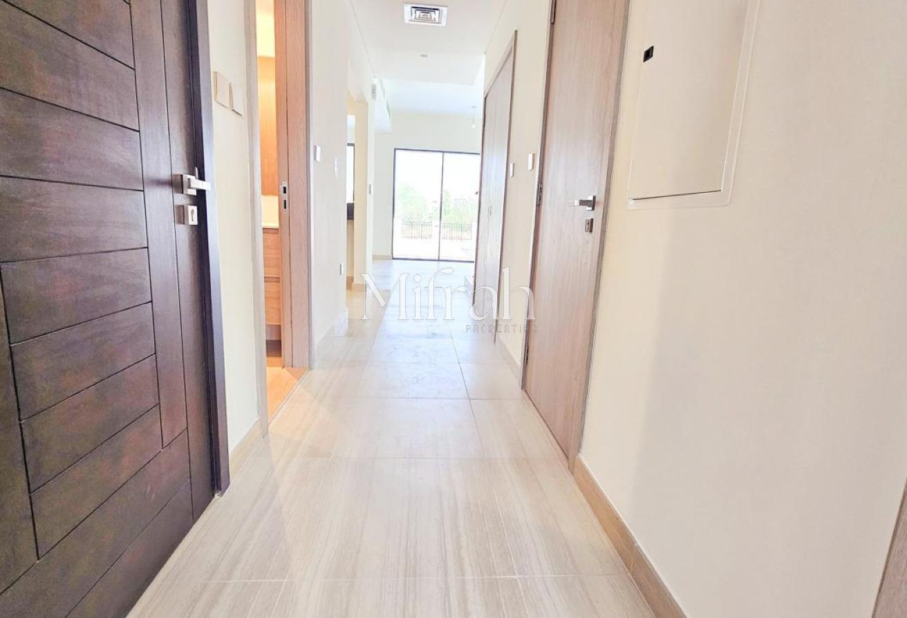 MODERN 4BR HOME IN PHOENIX | SPACIOUS FAMILY TOWNH photo 16