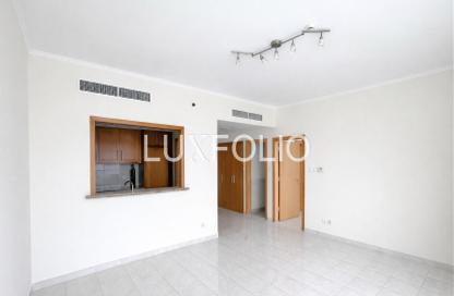 Apartment - 1 Bedroom - 1 Bathroom for sale in The Links East Tower - The Links - The Views - Dubai