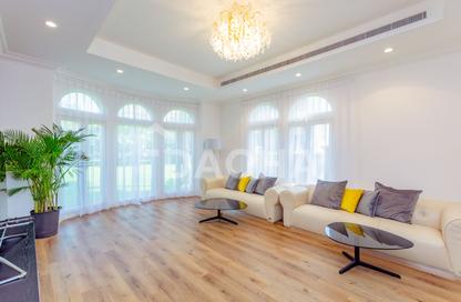 Villa - 4 Bedrooms - 5 Bathrooms for sale in Canal Cove Frond N - Canal Cove Villas - Palm Jumeirah - Dubai