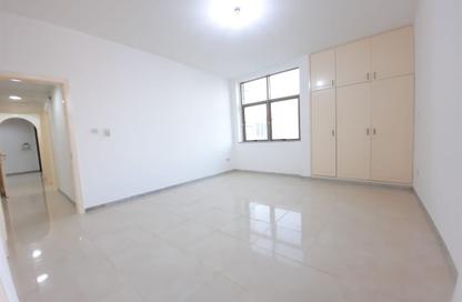 Apartment - 3 - 3 for rent in Tourist Club Area - Abu Dhabi Apartment - 3 - 3 for rent in Tourist Club Area - Abu Dhabi