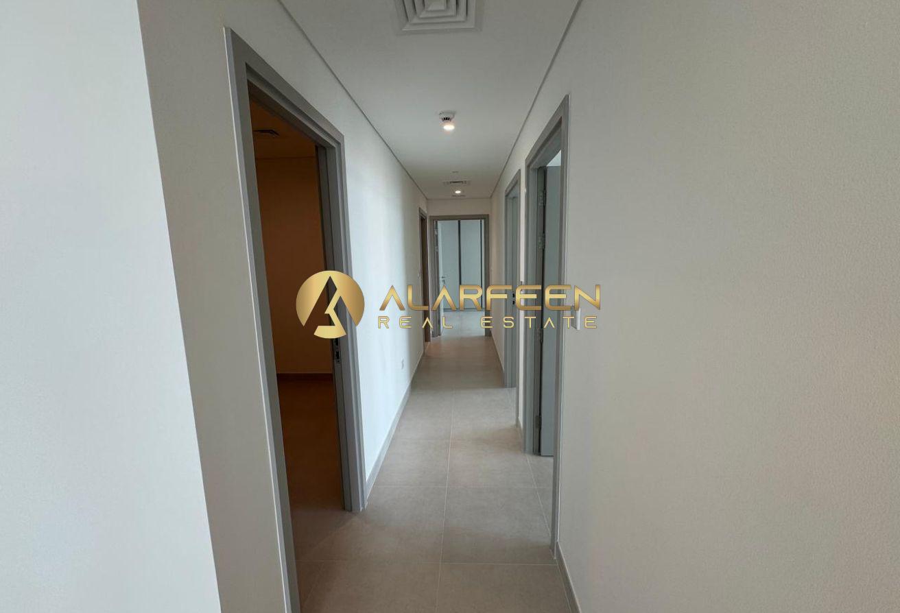 High-Floor 3BR | Creek Palace | Marina & Skyline photo 9
