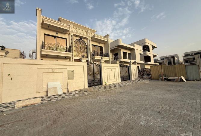 81110168 - Property Image 2