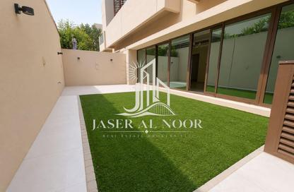 Townhouse - 4 - 5 for rent in Grand Views - Meydan Gated Community - Meydan - Dubai