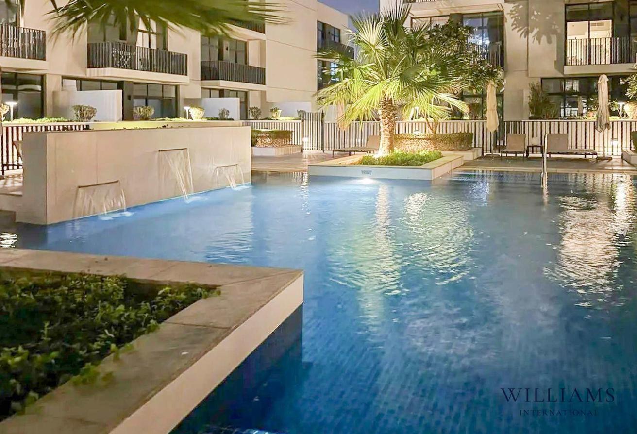 FULLY UPGRADED | FURNISHED | SPACIOUS TERRACE photo 12