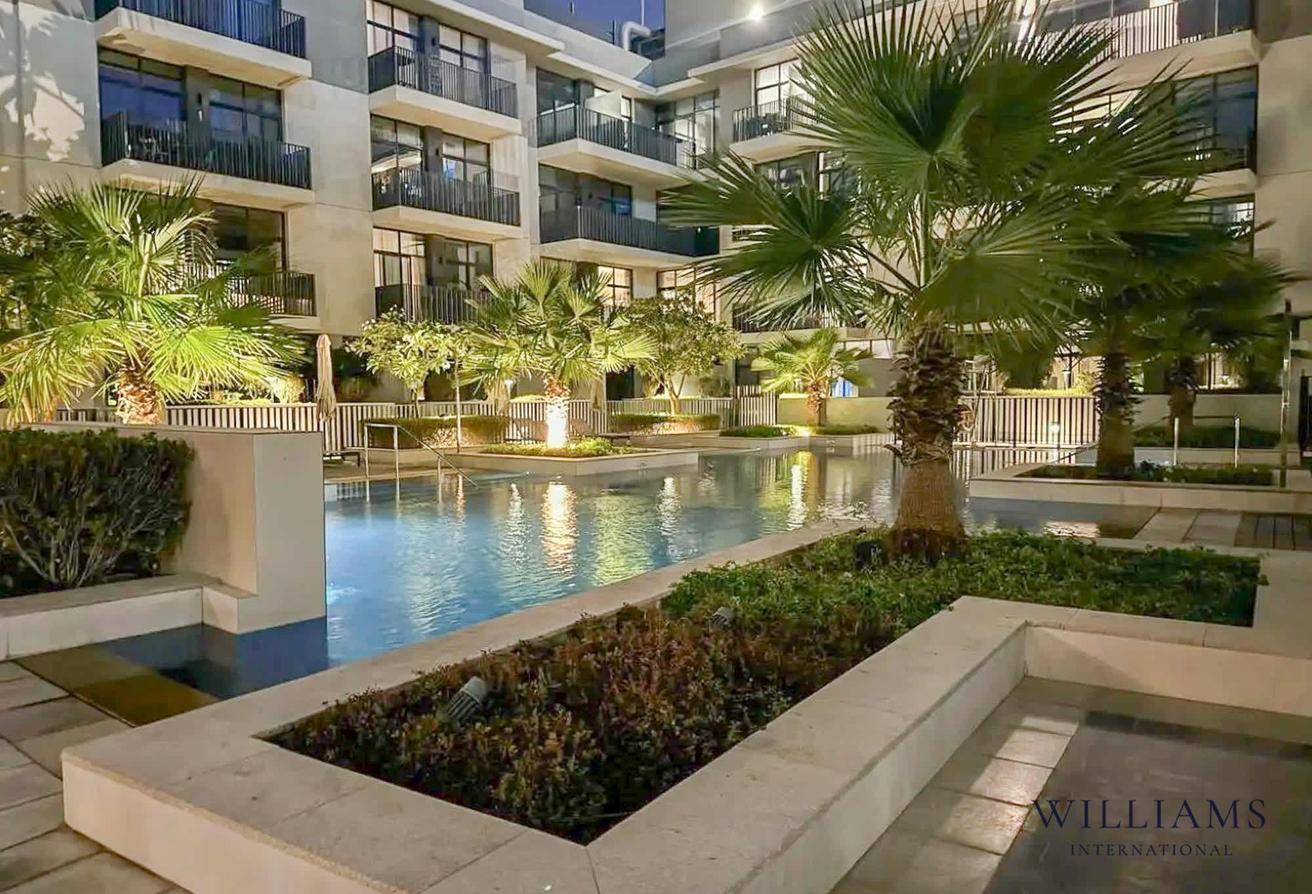 FULLY UPGRADED | FURNISHED | SPACIOUS TERRACE photo 13