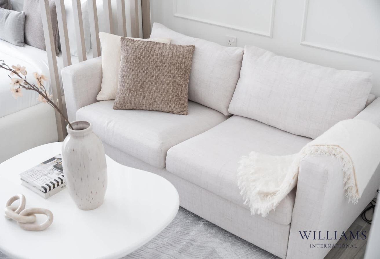 FULLY UPGRADED | FURNISHED | SPACIOUS TERRACE photo 7