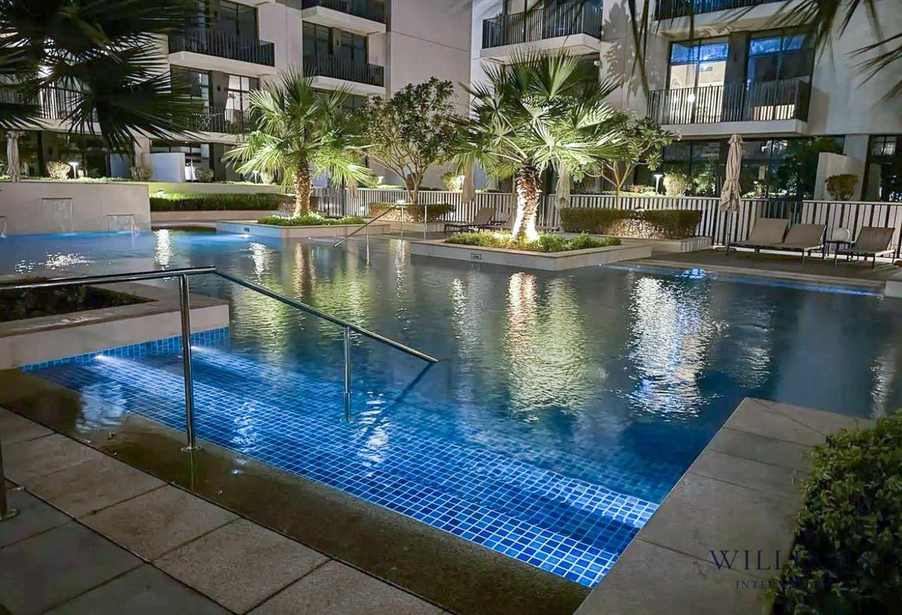 FULLY UPGRADED | FURNISHED | SPACIOUS TERRACE photo 16