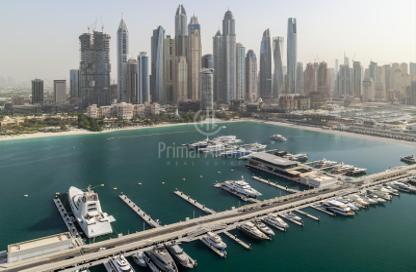 Apartment - 3 Bedrooms - 4 Bathrooms for sale in Palace Beach Residence Tower 2 - Palace Beach Residence - EMAAR Beachfront - Dubai Harbour - Dubai
