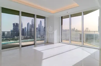 Apartment - 3 Bedrooms - 4 Bathrooms for sale in Palace Beach Residence Tower 2 - Palace Beach Residence - EMAAR Beachfront - Dubai Harbour - Dubai