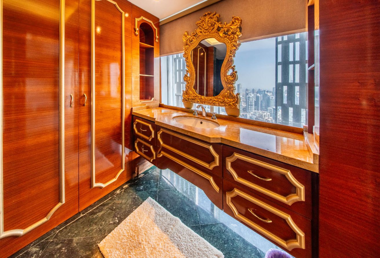 4 bedroom apartment in Cayan Tower, Dubai Marina: 13