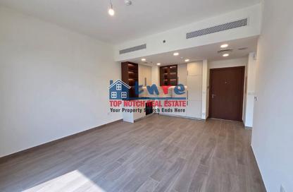Apartment - 1 - 1 for rent in The Mayfair - Town Square - Dubai