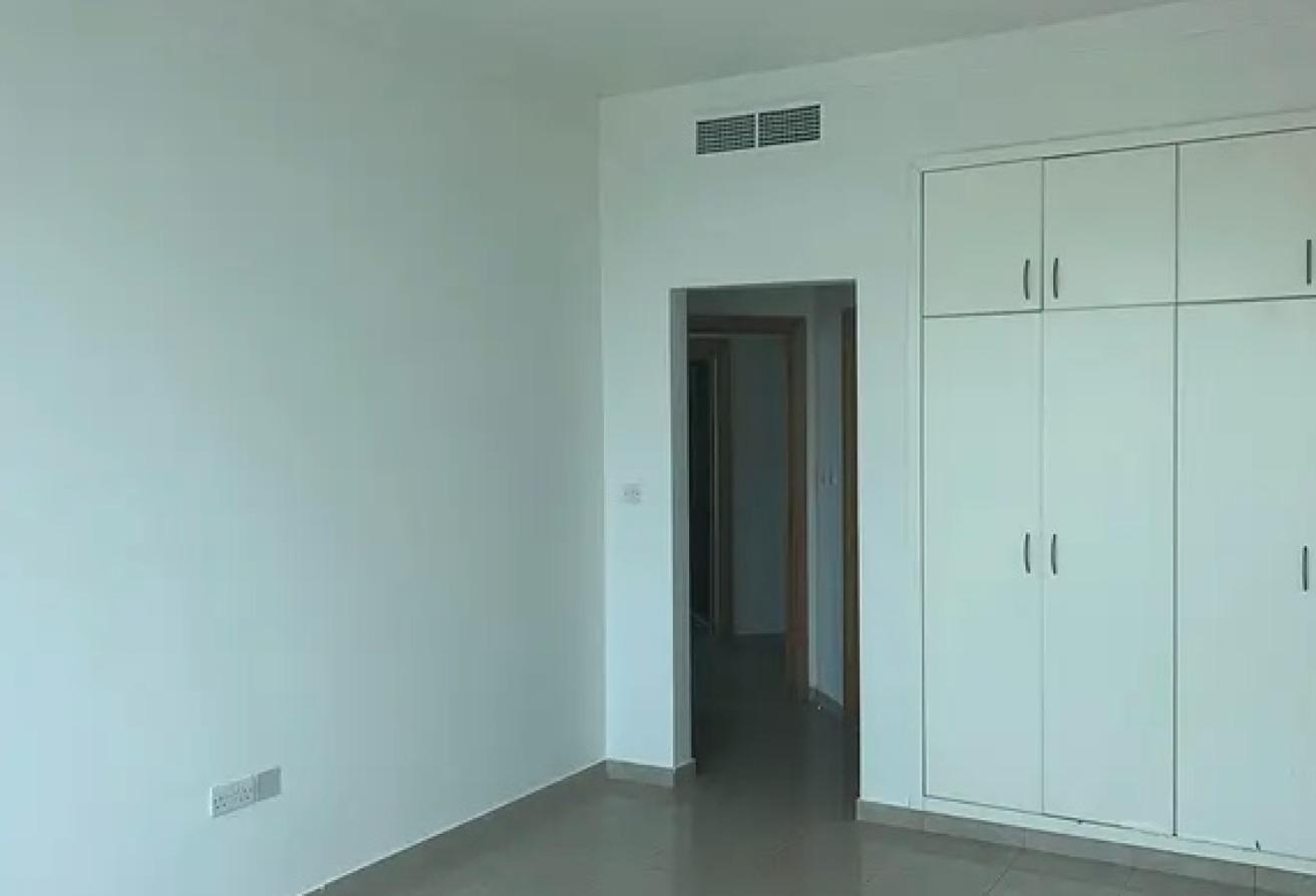 Full Sea View! 3br+Maids! Great Layout photo 4