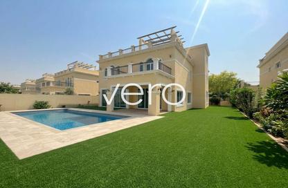 Villa - 4 - 5 for rent in Legacy Nova Villas - District 9 - Jumeirah Park - Dubai