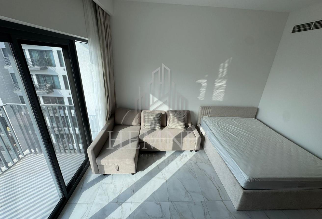 Best Price | Vacant | Furnished Studio photo 4