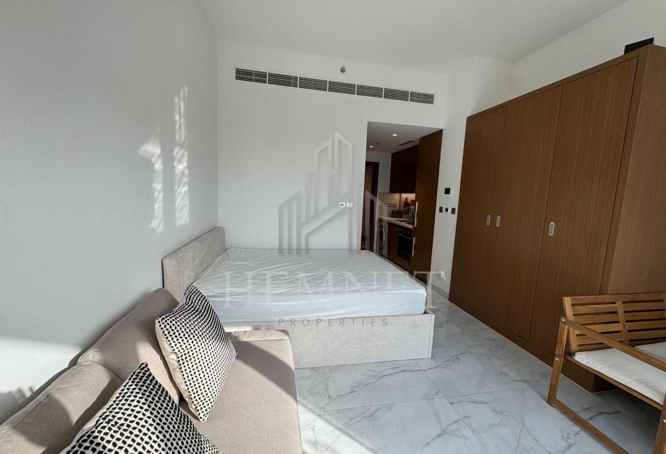 Best Price | Vacant | Furnished Studio photo 2