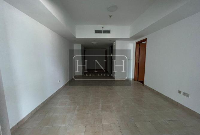 74244567 - Property Image 3