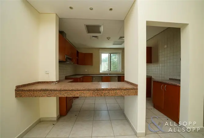 152826575 - Property Image 3