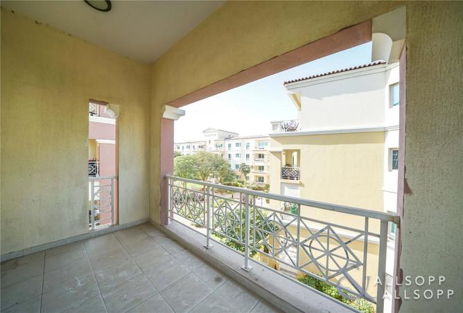 1 Bedroom | Corner Unit | Northwest