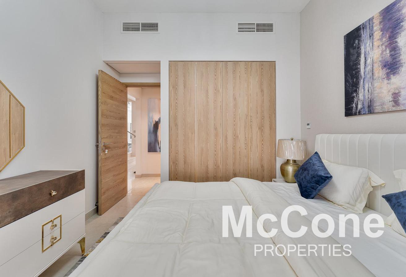 Furnished | Move-in Today | Near Exit photo 8