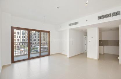 Apartment - 3 Bedrooms - 3 Bathrooms for rent in Zahra Breeze Apartments 3A - Zahra Breeze Apartments 3 - Zahra Breeze Apartments - Town Square - Dubai