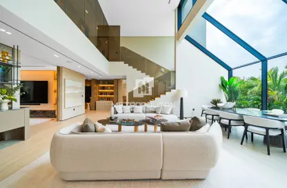 فيلا - 5 غرف نوم - 6 حمامات للبيع في جاردن هول - طراز أوروبي - جزر الجميرا - دبي