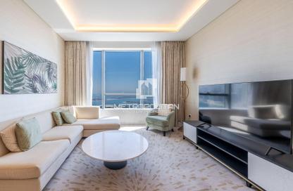 Apartment - 1 Bedroom - 2 Bathrooms for rent in The Palm Tower - Palm Jumeirah - Dubai