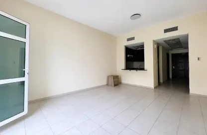 Apartment - 1 Bathroom for rent in Building 49 - Mediterranean Cluster - Discovery Gardens - Dubai