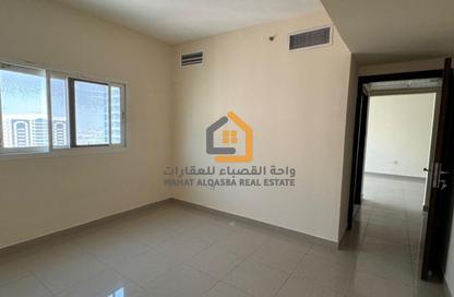 Apartment - 1 - 1 for rent in New Al Taawun Road - Al Taawun - Sharjah