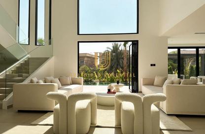 Villa - 5 - 6 for sale in Cluster 47 - Jumeirah Islands - Dubai
