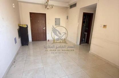 Apartment - 1 - 2 for rent in Al Majaz 3 - Al Majaz - Sharjah