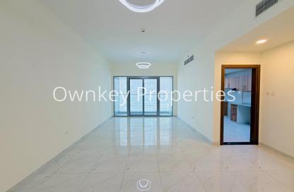 Apartment - 2 Bedrooms - 3 Bathrooms for rent in Titanium Tower - Al Karama - Dubai Apartment - 2 Bedrooms - 3 Bathrooms for rent in Titanium Tower - Al Karama - Dubai