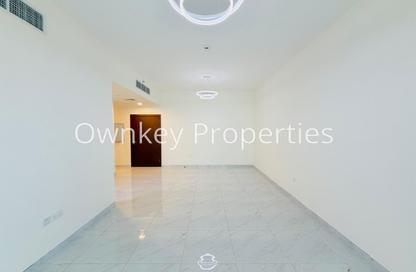 Apartment - 2 Bedrooms - 3 Bathrooms for rent in Titanium Tower - Al Karama - Dubai Apartment - 2 Bedrooms - 3 Bathrooms for rent in Titanium Tower - Al Karama - Dubai