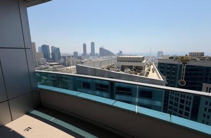 Apartment - 3 Bedrooms - 4 Bathrooms for sale in Blue Tower - Al Majaz 3 - Al Majaz - Sharjah Apartment - 3 Bedrooms - 4 Bathrooms for sale in Blue Tower - Al Majaz 3 - Al Majaz - Sharjah