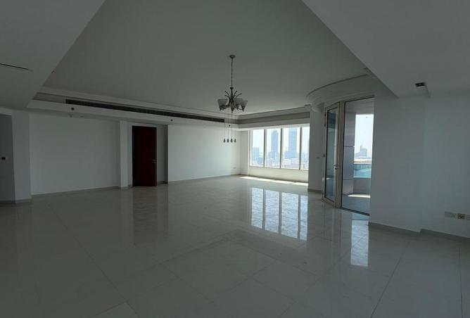 105982110 - Property Main Image