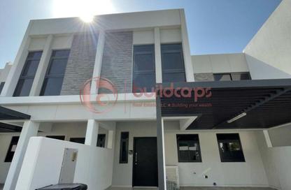 Townhouse - 4 - 5 for rent in Claret - Damac Hills 2 - Dubai