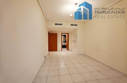 Apartment - 3 Bedrooms - 2 Bathrooms for rent in 21st Century Tower - Sheikh Zayed Road - Dubai