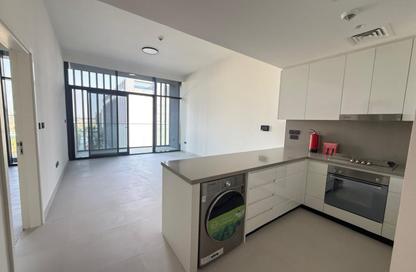 Apartment - 1 - 2 for rent in Vida 2 - Vida Residences - Aljada - Sharjah