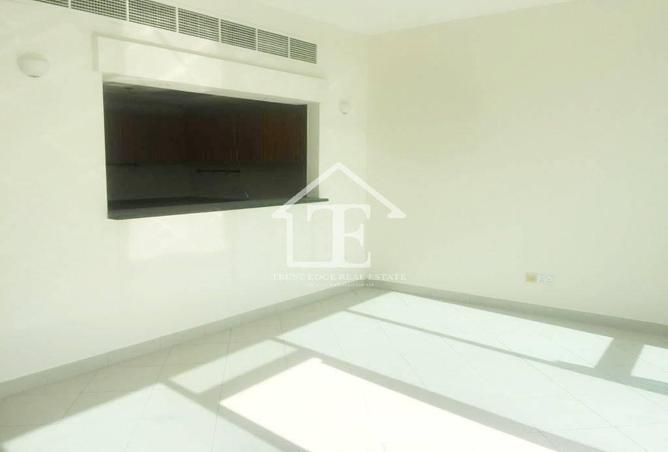 70294223 - Property Image 2