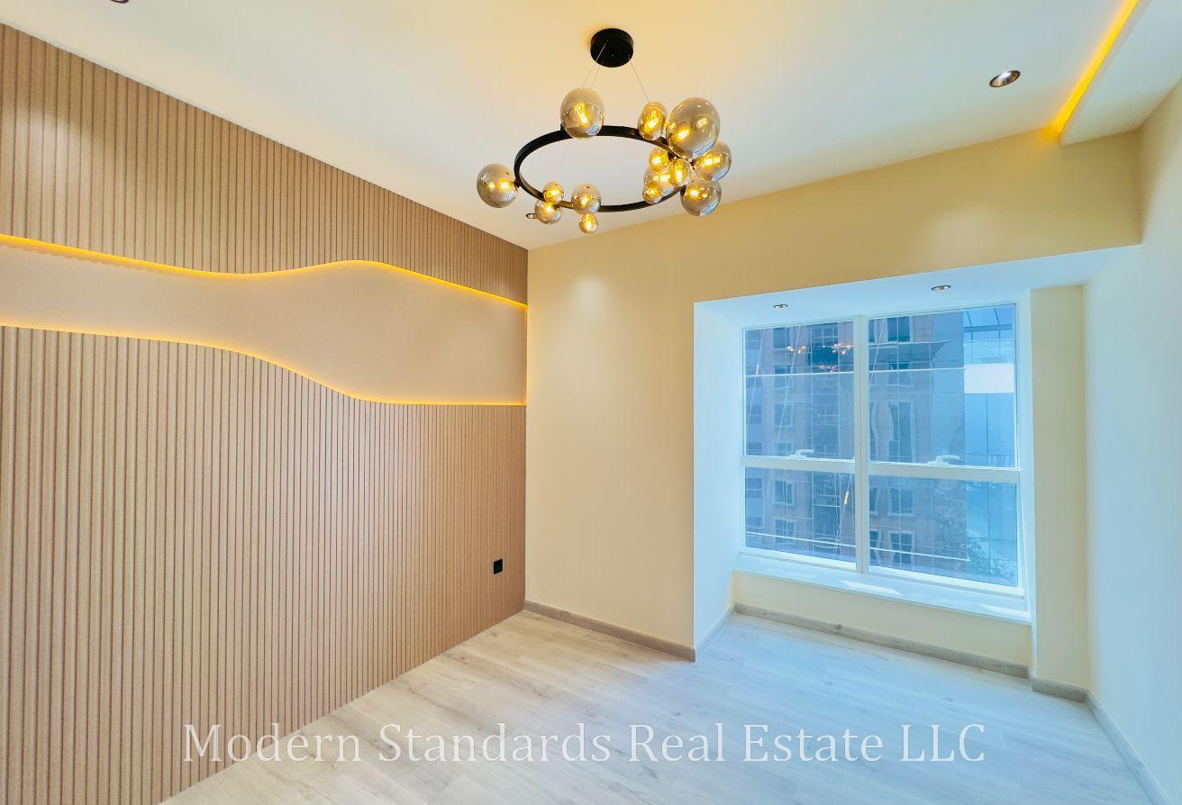 High Floor l Furnished l Vacant Soon l Upgraded photo 12