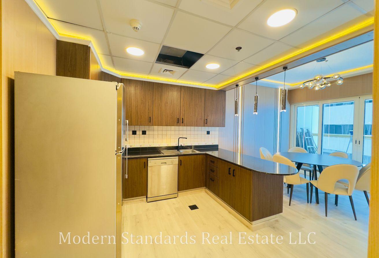 High Floor l Furnished l Vacant Soon l Upgraded photo 5