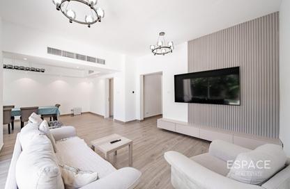 Villa - 4 Bedrooms - 4 Bathrooms for sale in Springs 7 - The Springs - Dubai