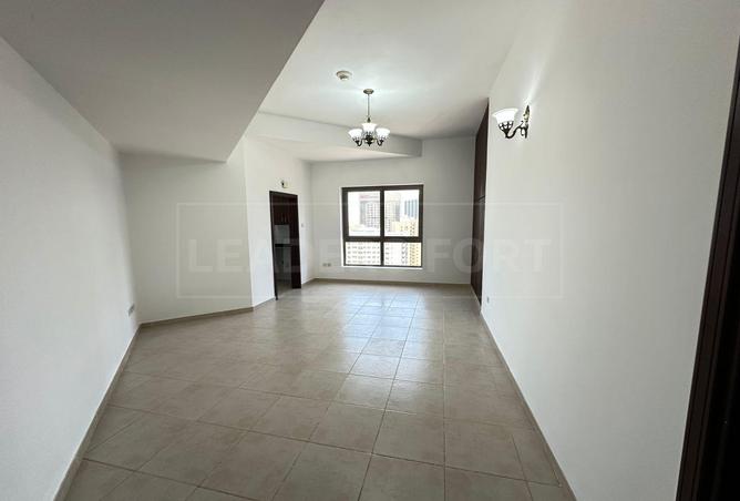 Spacious Studio | Community View | Ready to Move